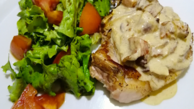 keto onion bacon pork chop